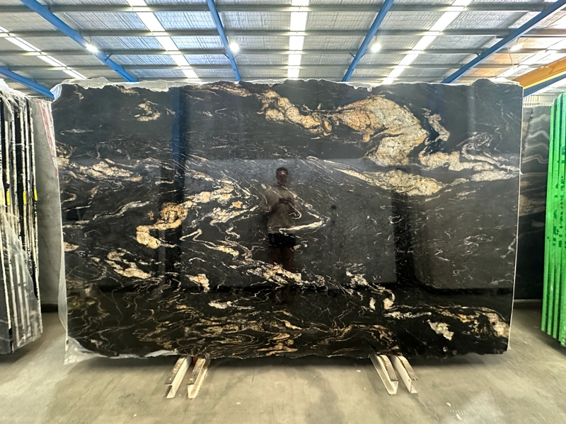 Titanium Gold granite &mdash; lot 10762