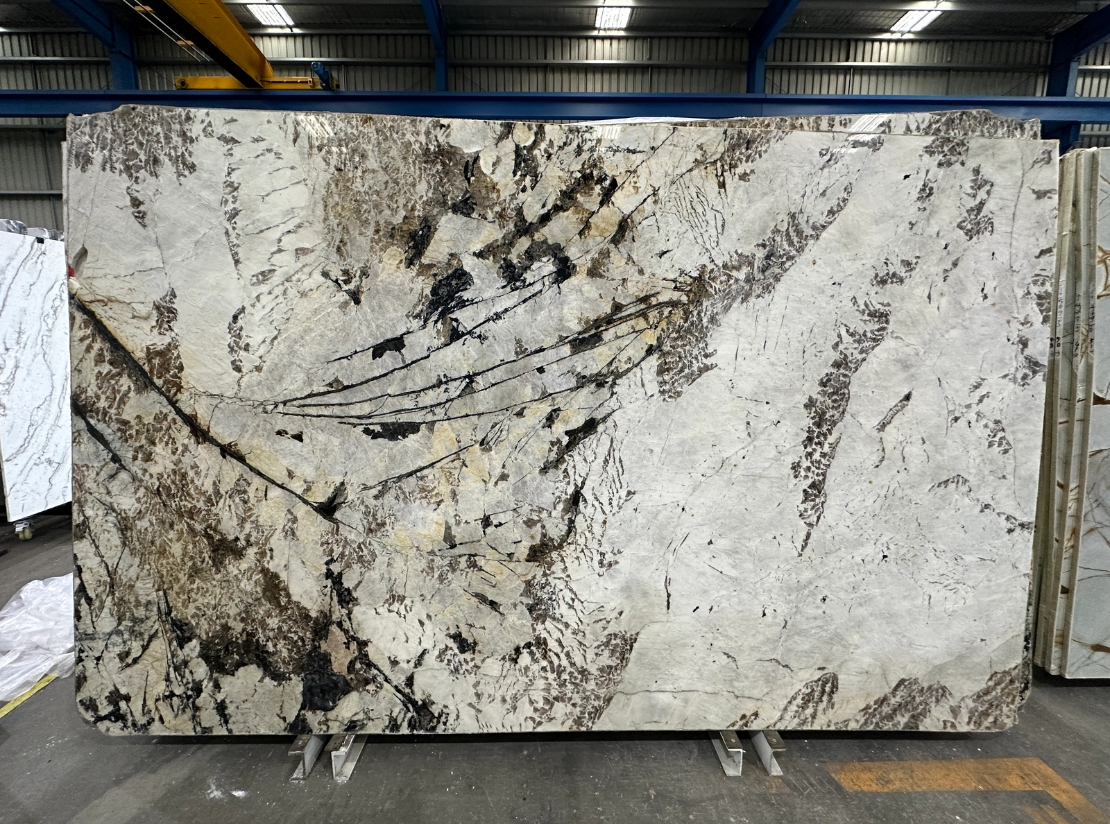 Glacier White full slab