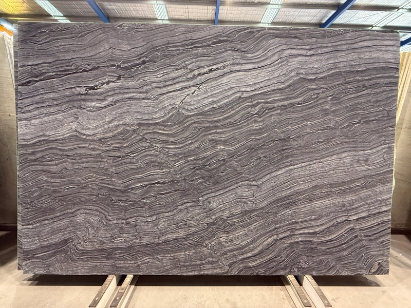 Jurassic marble &mdash; lot 1810L