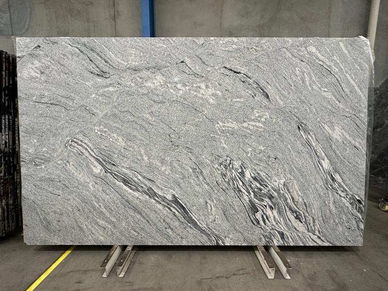 Viscount White granite &mdash; lot 1819