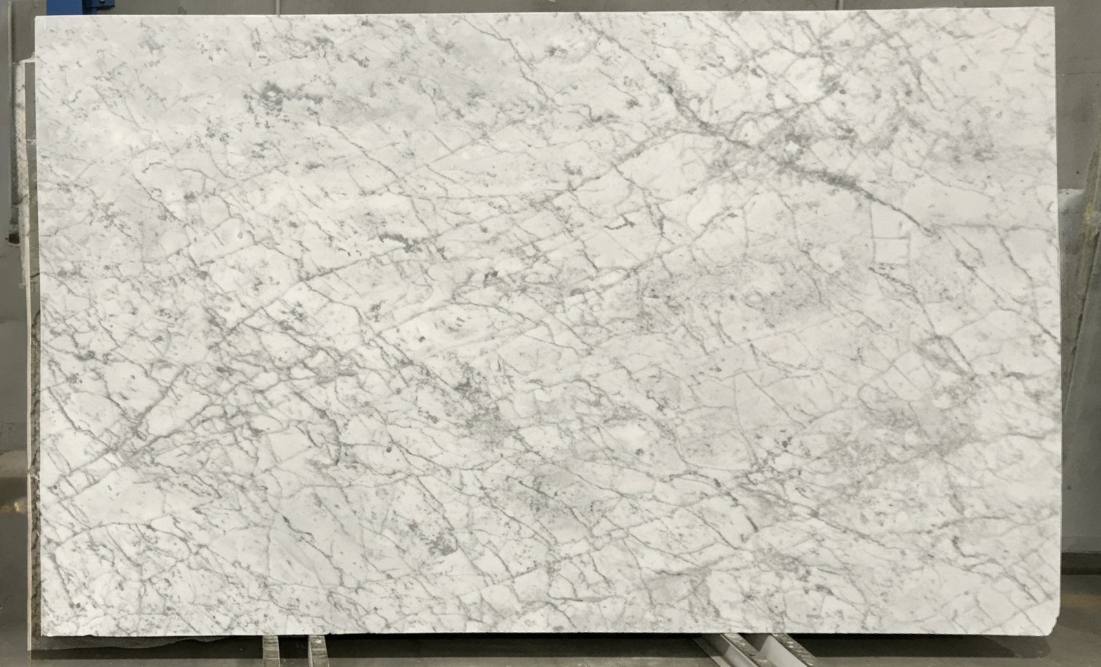 Carrara full slab
