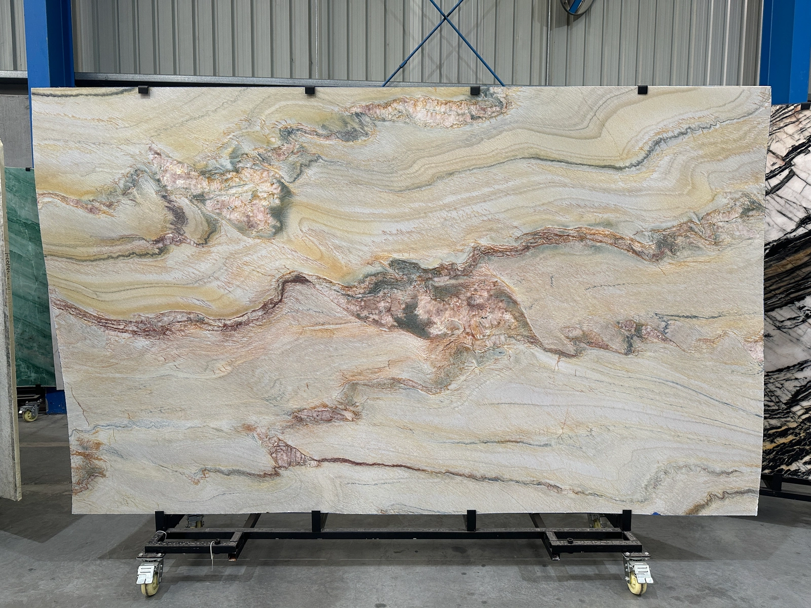 Aquarella Red full slab