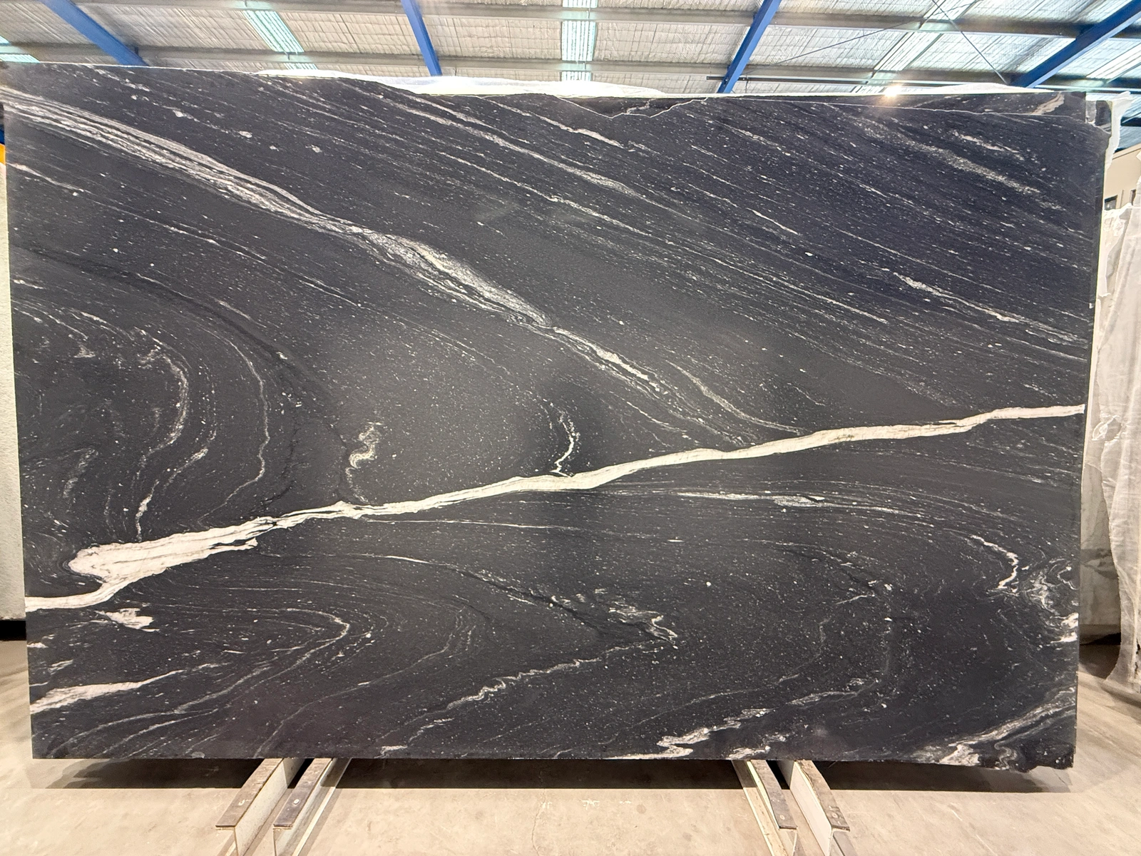Makalu full slab