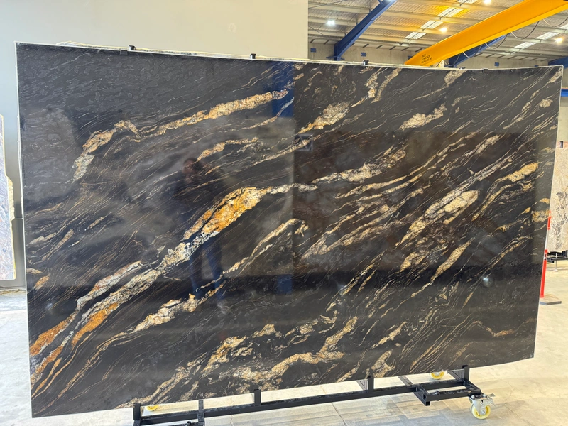 Titanium Gold granite &mdash; lot TQZ0043